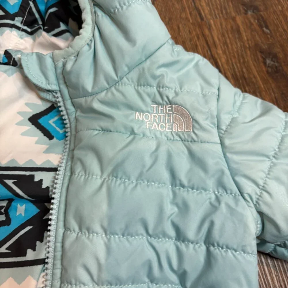 The North Face reversible patterned winter coat - Picture 2 of 7